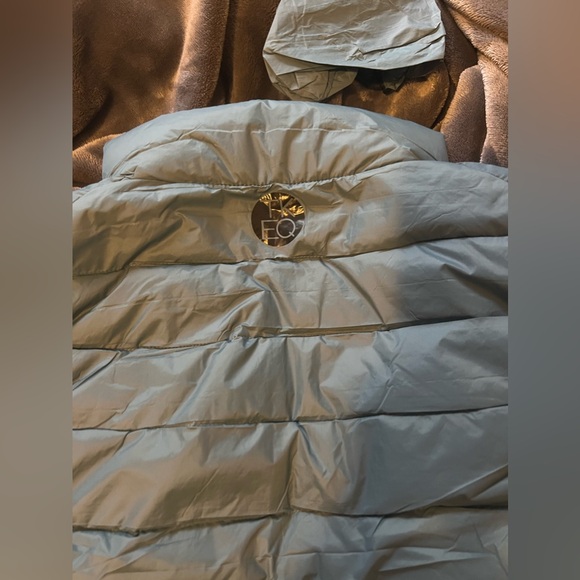 TKEQ - The 'EZ' Packable Down Vest | Sapphire | Equestrian | Size Medium - Picture 5 of 5